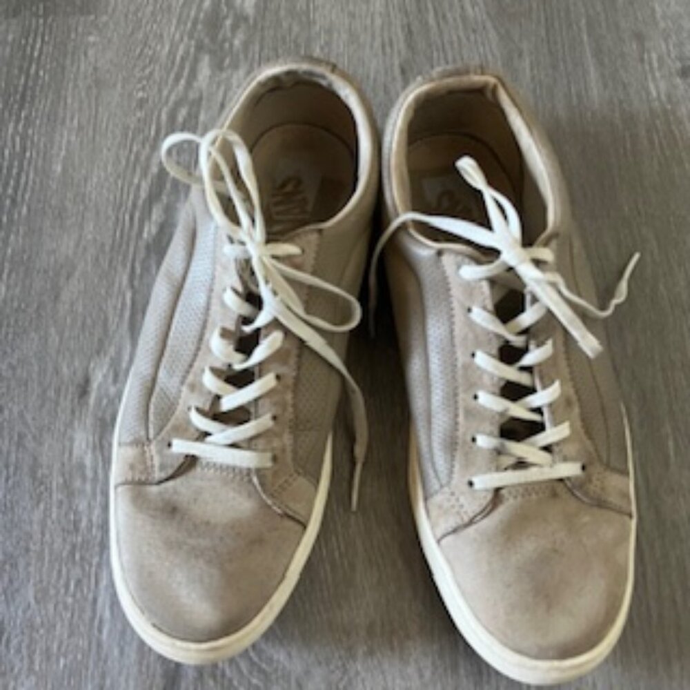 🧡3/15 Vans Sued Low Top Sneakers Men's 9.5